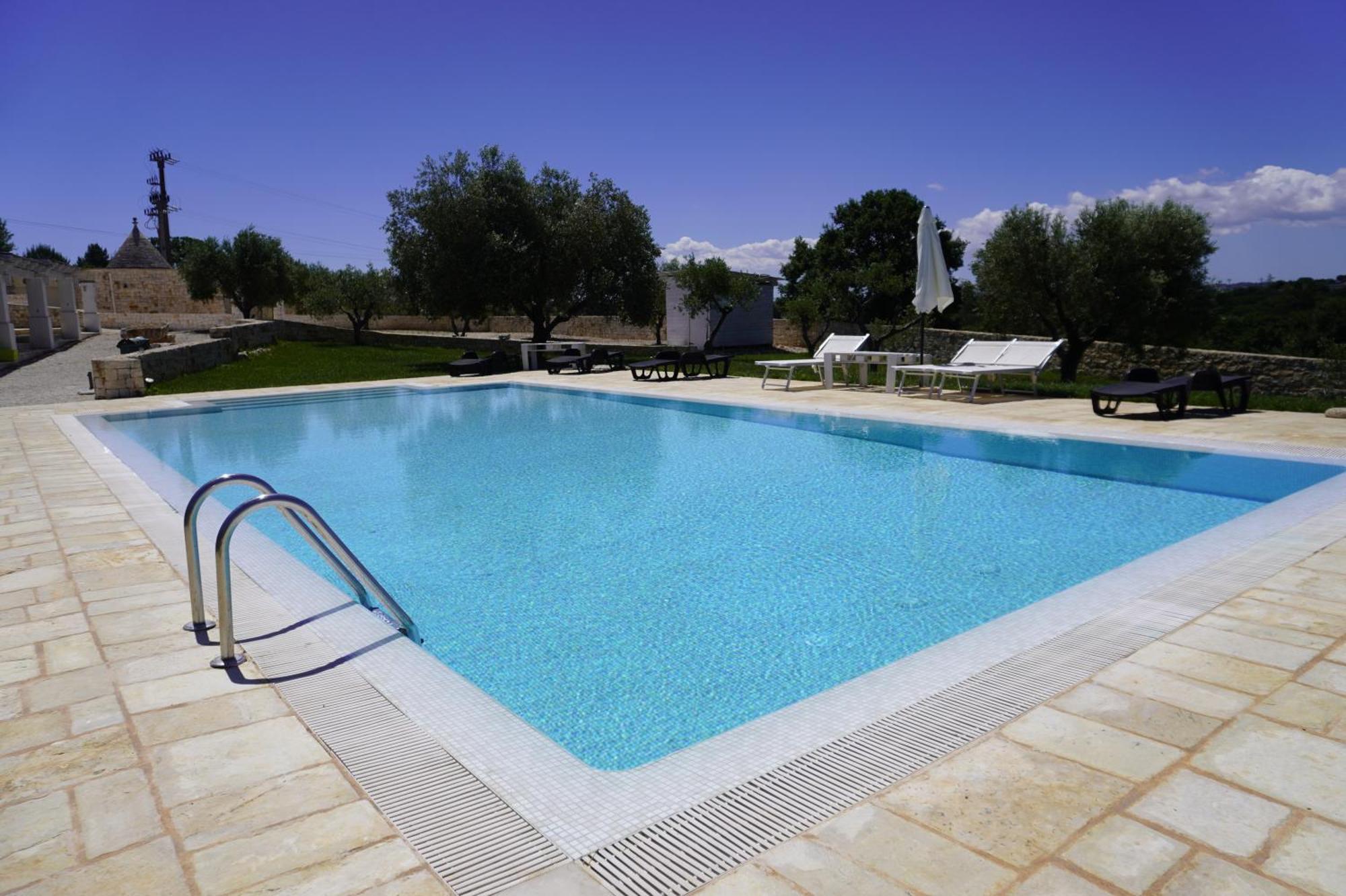 Trullo Amico Villa Cisternino Exterior photo