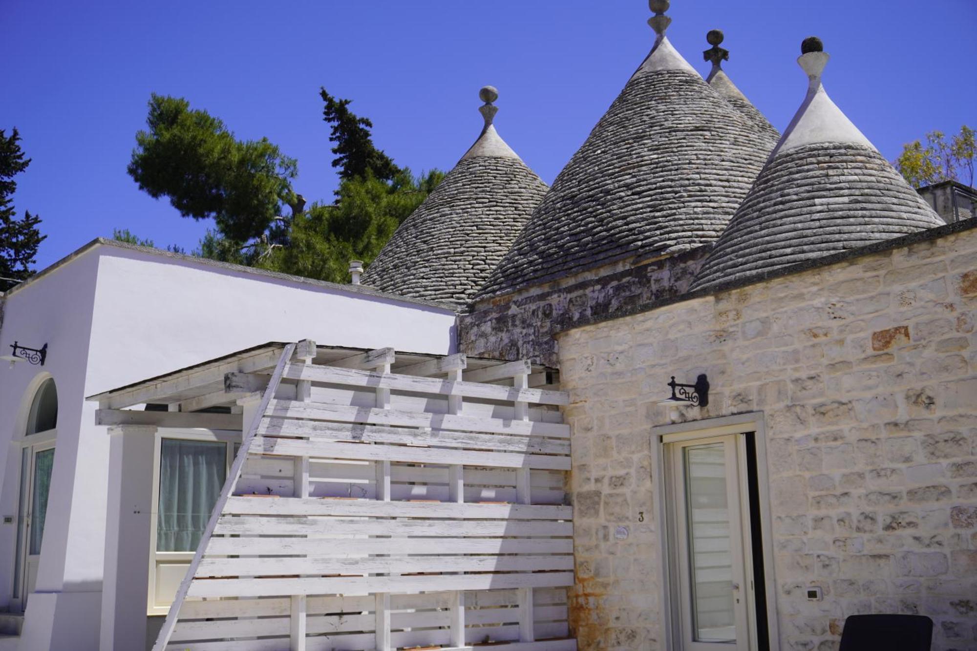 Trullo Amico Villa Cisternino Exterior photo