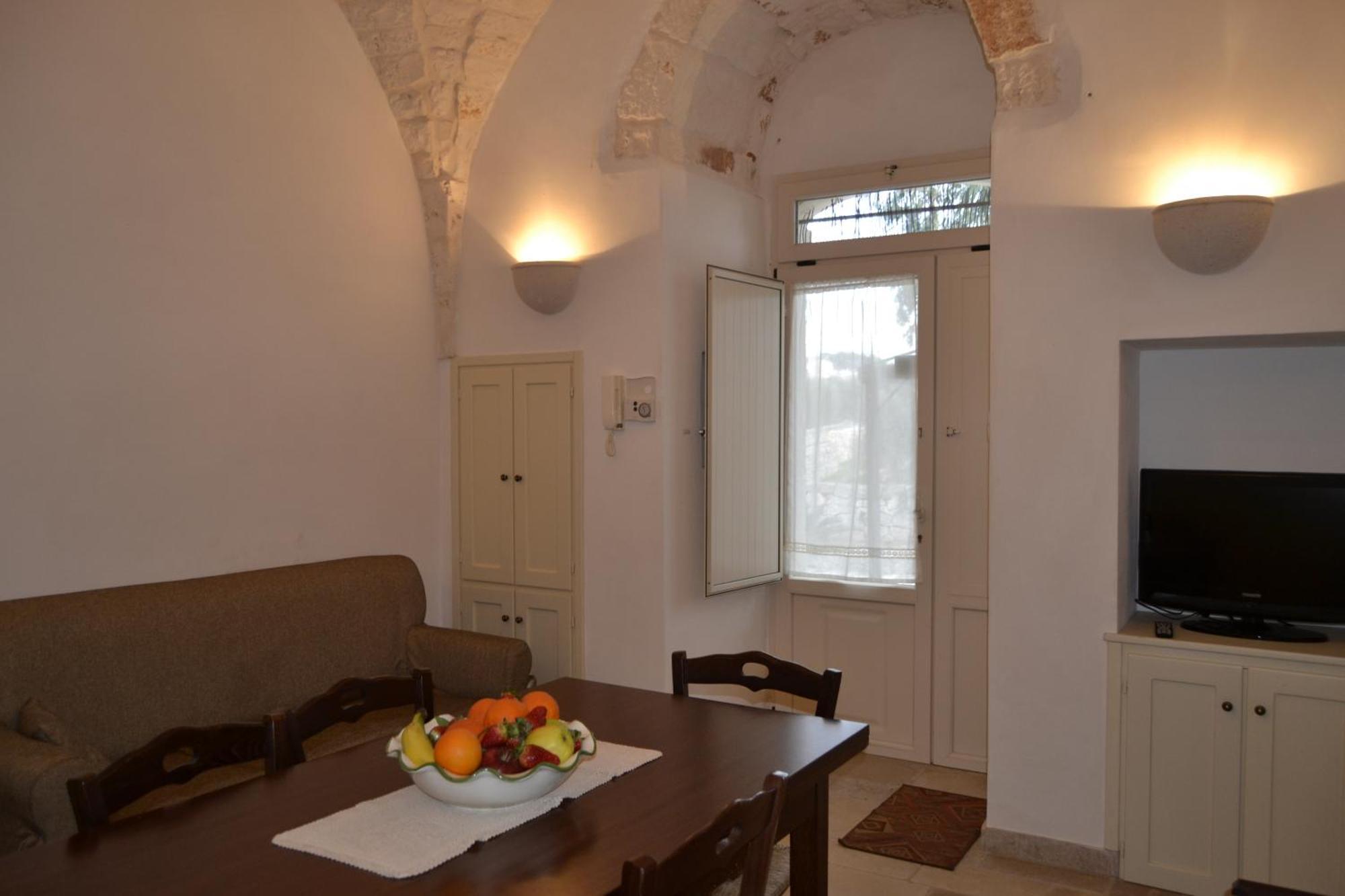 Trullo Amico Villa Cisternino Exterior photo